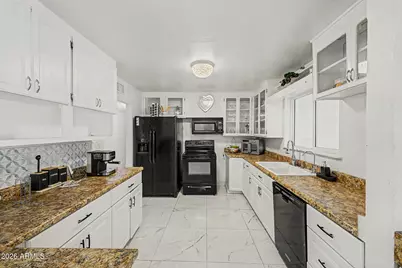 3916 W Northern Avenue, Phoenix, AZ 85051 - Photo 9