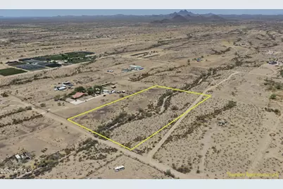 30439 W Wildcat Drive #27, Wittmann, AZ 85361 - Photo 3