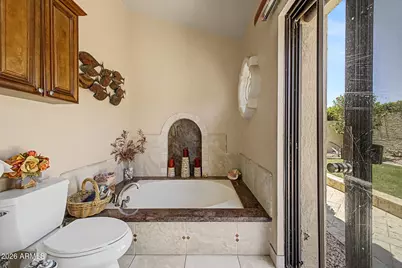 4718 E Monte Way, Phoenix, AZ 85044 - Photo 21