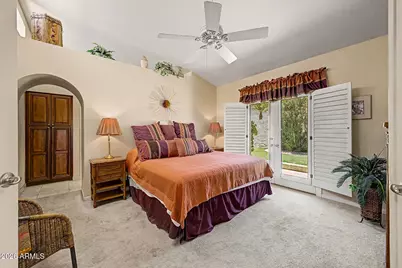 4718 E Monte Way, Phoenix, AZ 85044 - Photo 17