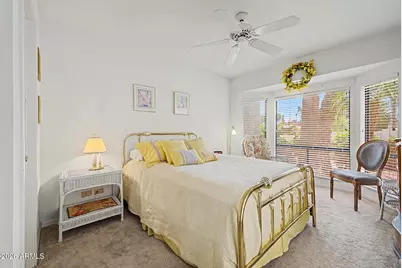 4718 E Monte Way, Phoenix, AZ 85044 - Photo 23