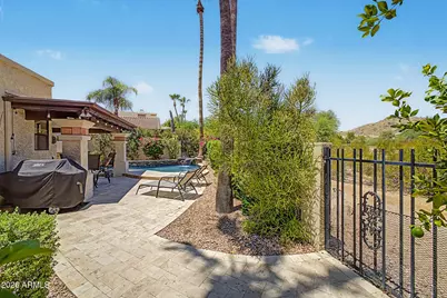 4718 E Monte Way, Phoenix, AZ 85044 - Photo 39