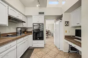 4718 E Monte Way, Phoenix, AZ 85044 - Photo 15