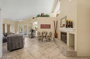 4718 E Monte Way, Phoenix, AZ 85044 - Photo 9