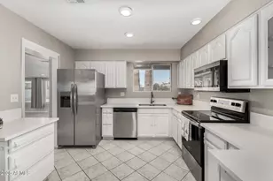 10216 N 110th Ave, Sun City, AZ 85351 - Photo 11