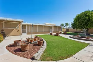 9201 W Elkhorn Dr, Sun City, AZ 85351 - Photo 3