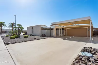 9201 W Elkhorn Drive, Sun City, AZ 85351 - Photo 1