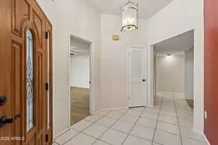 9201 W Elkhorn Dr, Sun City, AZ 85351 - Photo 9