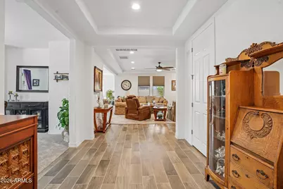 19045 W Mercer Lane, Surprise, AZ 85388 - Photo 7