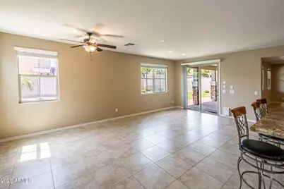 18445 W Saguaro Lane, Surprise, AZ 85388 - Photo 15
