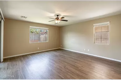 18445 W Saguaro Lane, Surprise, AZ 85388 - Photo 17