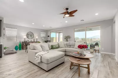 15047 S 178th Drive, Goodyear, AZ 85338 - Photo 9