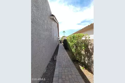964 W Fairway Drive N, Chandler, AZ 85225 - Photo 5