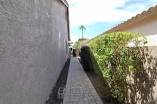 964 W Fairway Dr, Chandler, AZ 85225 - Photo 5