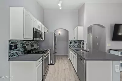983 E Palomino Way, San Tan Valley, AZ 85143 - Photo 13