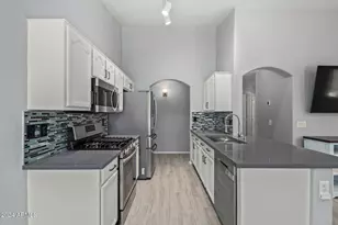983 E Palomino Way, San Tan Valley, AZ 85143 - Photo 13