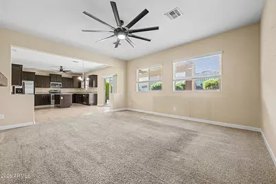 24772 W Wedgewood Avenue, Buckeye, AZ 85326 - Photo 9