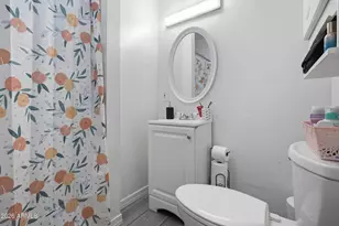 2502 N 47th Ln, Phoenix, AZ 85035 - Photo 13