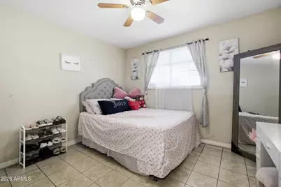2502 N 47th Lane, Phoenix, AZ 85035 - Photo 17