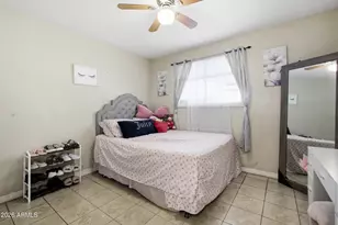 2502 N 47th Ln, Phoenix, AZ 85035 - Photo 17