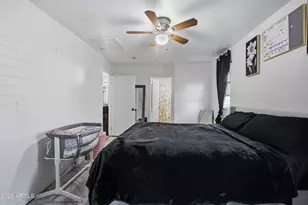 2502 N 47th Ln, Phoenix, AZ 85035 - Photo 11
