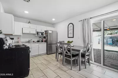 2502 N 47th Lane, Phoenix, AZ 85035 - Photo 9