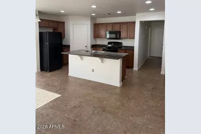 887 W Desert Hills Drive, San Tan Valley, AZ 85143 - Photo 5