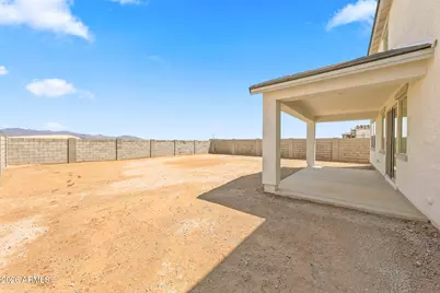 24068 W Carver Drive, Buckeye, AZ 85326 - Photo 33
