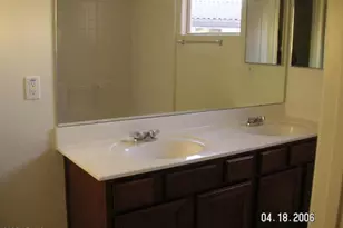 8154 W Beck Ln, Peoria, AZ 85382 - Photo 3