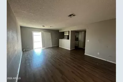 7301 W Heatherbrae Drive, Phoenix, AZ 85033 - Photo 3