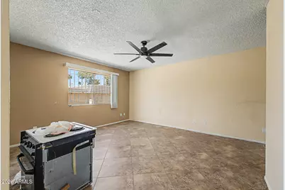 7126 N 19th Avenue #205, Phoenix, AZ 85021 - Photo 11