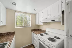 7126 N 19th Ave, Phoenix, AZ 85021 - Photo 15