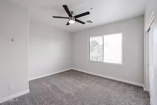 15881 N 74th Ave, Peoria, AZ 85382 - Photo 17