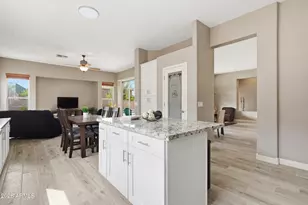 25451 N 40th Ln, Phoenix, AZ 85083 - Photo 13