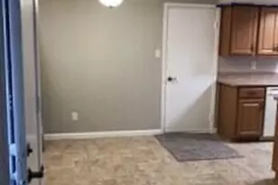 9911 N 95th Dr, Peoria, AZ 85345 - Photo 3