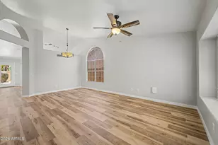 2434 E Cathedral Rock Dr, Phoenix, AZ 85048 - Photo 5