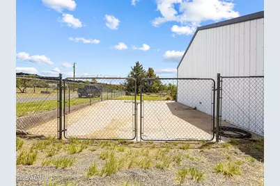 8750 S Steven Trail, Kirkland, AZ 86332 - Photo 41