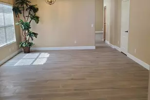 1737 E Morgan Ct, Gilbert, AZ 85295 - Photo 3