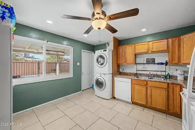 4250 W Keim Drive, Phoenix, AZ 85019 - Photo 13