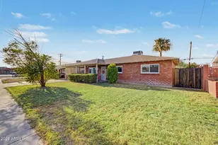 4250 W Keim Dr, Phoenix, AZ 85019 - Photo 5