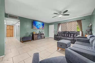 4250 W Keim Drive, Phoenix, AZ 85019 - Photo 7