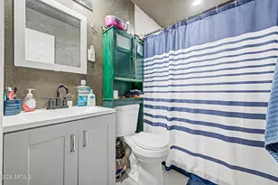 4250 W Keim Dr, Phoenix, AZ 85019 - Photo 19