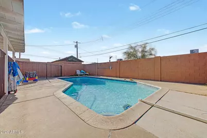 4250 W Keim Drive, Phoenix, AZ 85019 - Photo 29