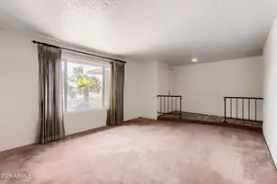 864 E Paradise Ln, Phoenix, AZ 85022 - Photo 5