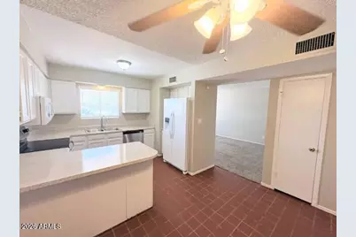 215 N Kachina --, Mesa, AZ 85203 - Photo 5