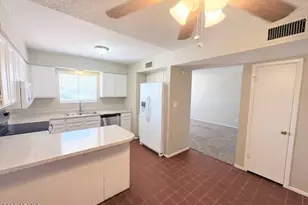 215 N Kachina, Mesa, AZ 85203 - Photo 5