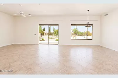 30214 N 229th Avenue, Wittmann, AZ 85361 - Photo 3