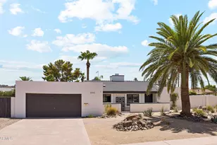 2915 E Beryl Ave, Phoenix, AZ 85028 - Photo 1