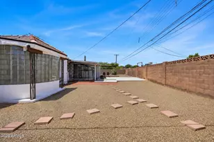 6532 W Medlock Dr, Glendale, AZ 85301 - Photo 51