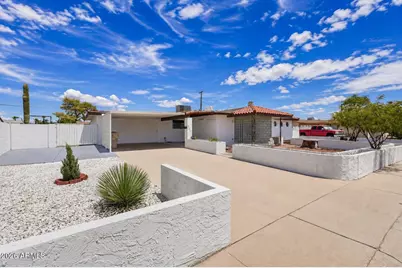6532 W Medlock Drive, Glendale, AZ 85301 - Photo 1